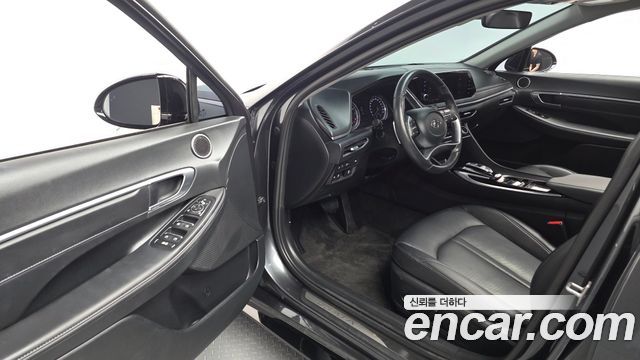 Hyundai Sonata 2023 — photo 13
