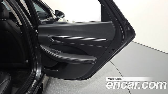 Hyundai Sonata 2023 — photo 15
