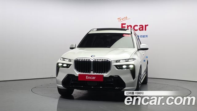 BMW X7 2026 — photo 3
