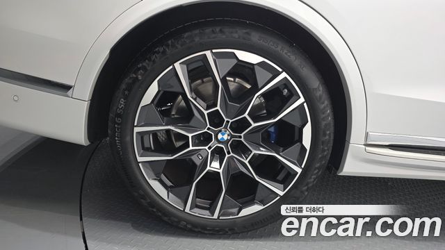 BMW X7 2026 — photo 7