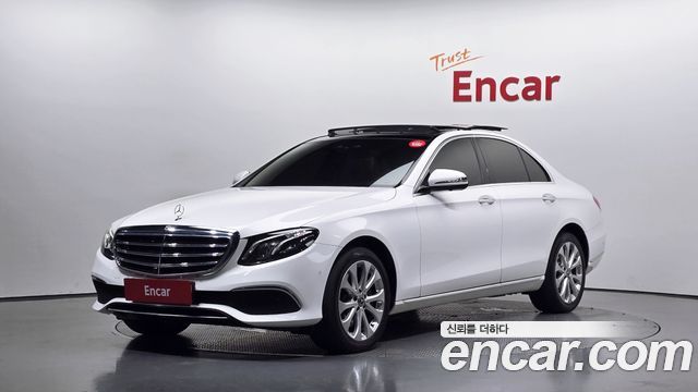 Mercedes-Benz E-Class 2019 — photo 1