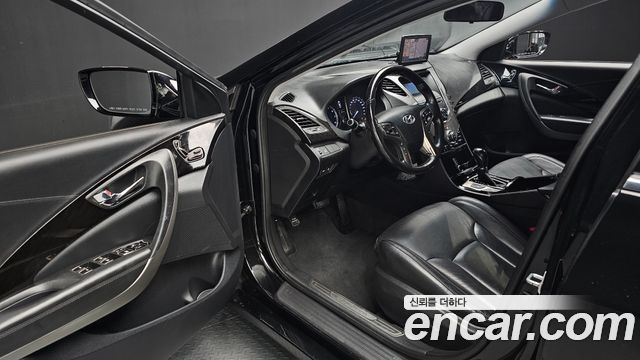 Hyundai Grandeur 2012 — photo 17