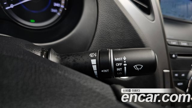 Hyundai Grandeur 2012 — photo 28