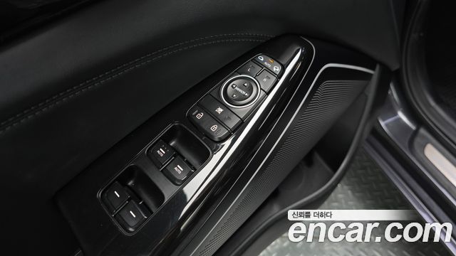 Kia K7 2016 — photo 15