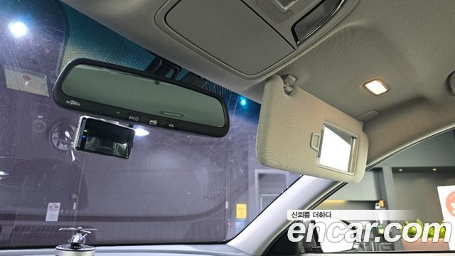 Kia K7 2016 — photo 20