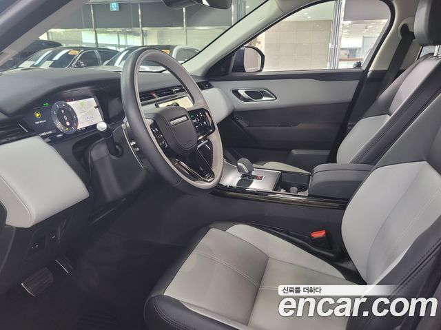 Land Rover Range Rover Velar 2025 — photo 14