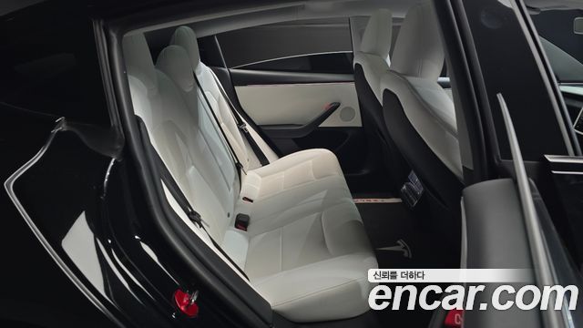 Tesla Model 3 2024 — photo 11
