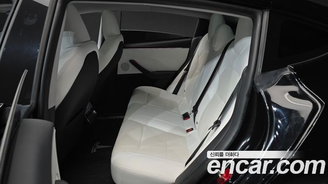 Tesla Model 3 2024 — photo 12