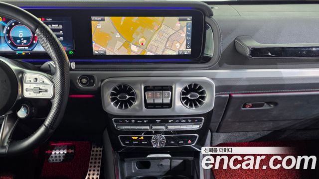 Mercedes-Benz G-Class 2022 — photo 14