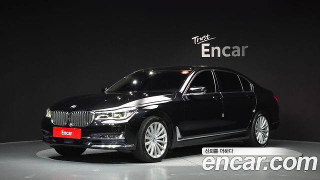 BMW 7-Series 2016 — photo 1