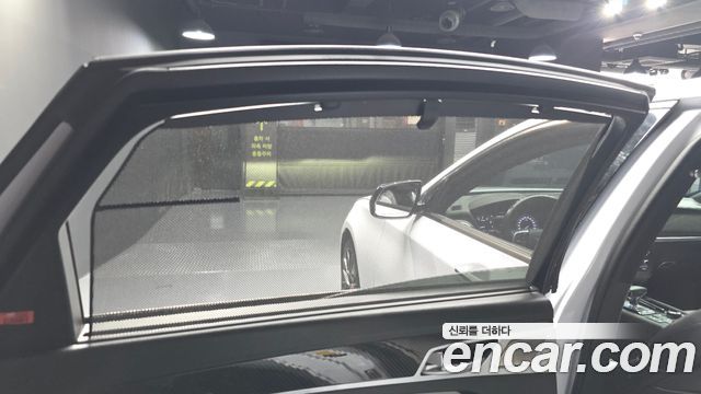 Genesis G80 2019 — photo 30