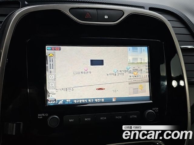 Renault Korea QM3 2014 — photo 14