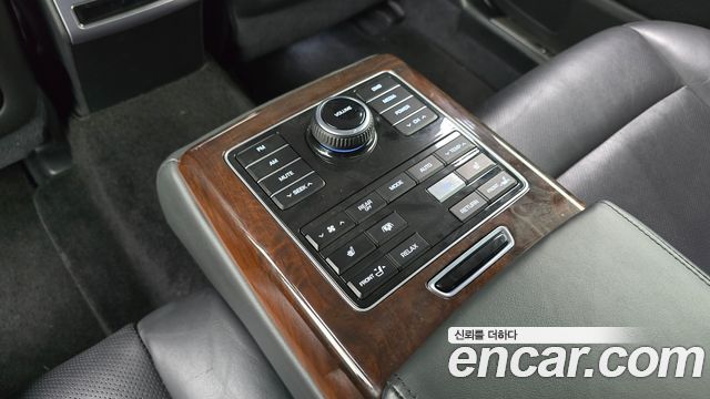 Hyundai Equus 2015 — photo 18