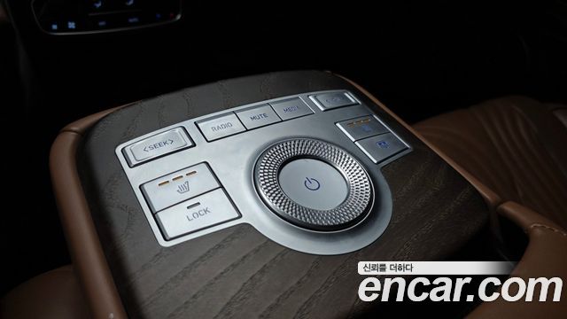 Genesis G80 2021 — photo 30