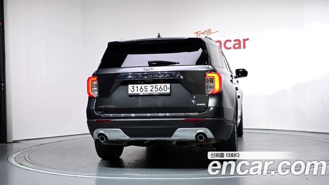 Ford Explorer 2020 — photo 4