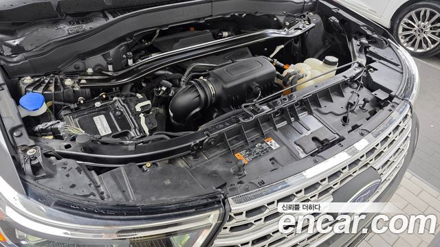 Ford Explorer 2020 — photo 6
