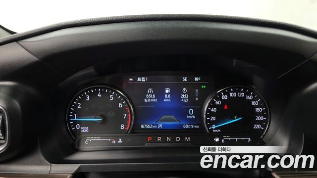 Ford Explorer 2020 — photo 8