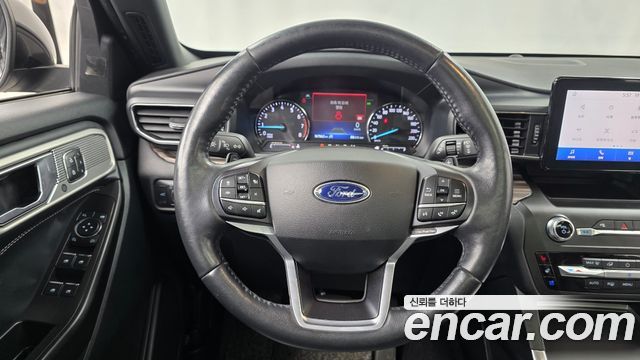 Ford Explorer 2020 — photo 13