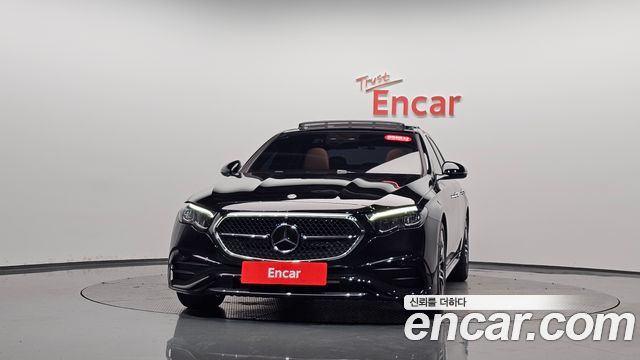 Mercedes-Benz E-Class 2026 — photo 3