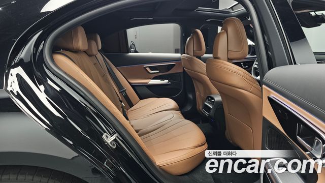 Mercedes-Benz E-Class 2026 — photo 18