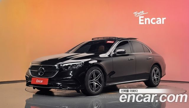 Mercedes-Benz E-Class 2026 — photo 1