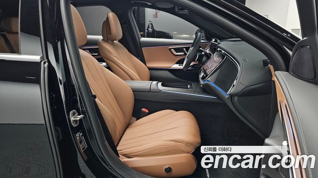 Mercedes-Benz E-Class 2026 — photo 16