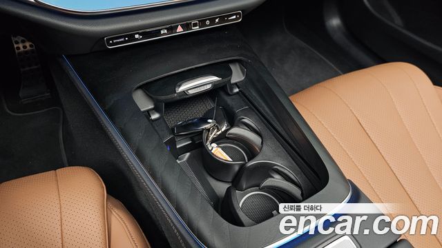Mercedes-Benz E-Class 2026 — photo 27