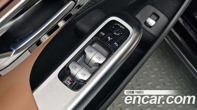 Mercedes-Benz E-Class 2026 — photo 30