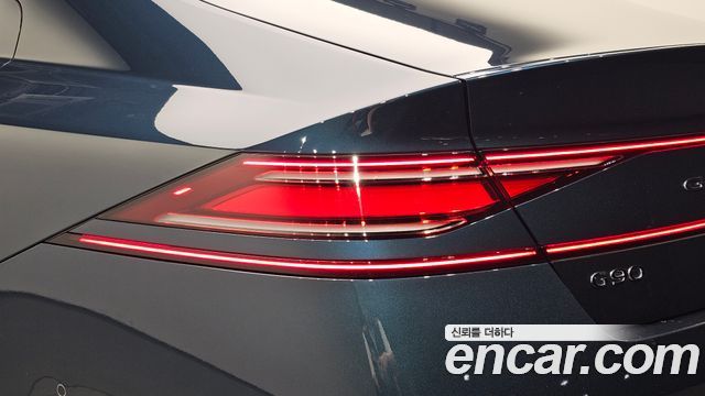 Genesis G90 2023 — photo 9