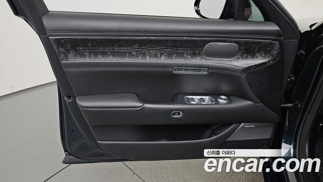 Genesis G90 2023 — photo 14