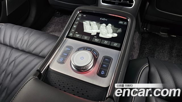Genesis G90 2023 — photo 34
