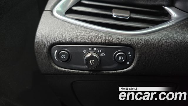Chevrolet Korea Malibu 2017 — photo 16