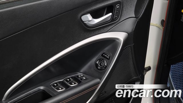 Hyundai Santafe 2014 — photo 16