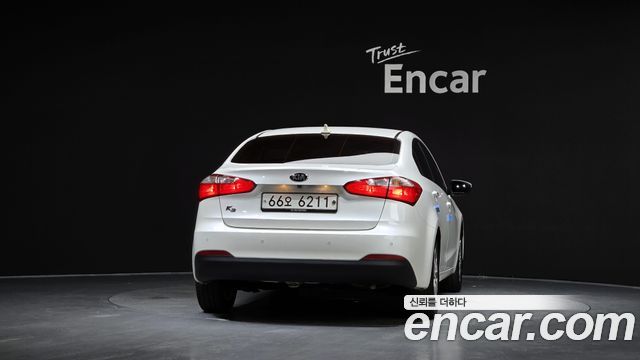 Kia K3 2015 — photo 4