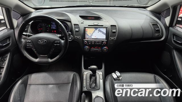 Kia K3 2015 — photo 7