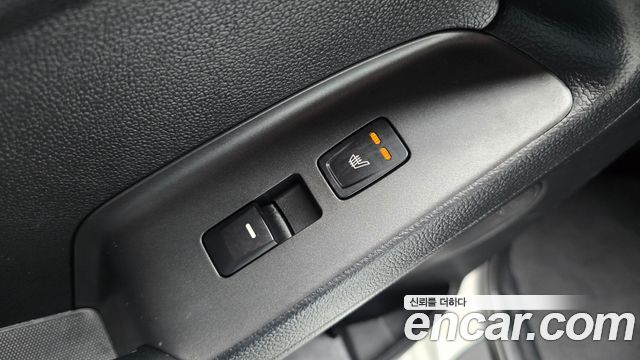 Kia K3 2015 — photo 17