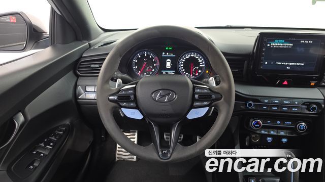 Hyundai Veloster 2021 — photo 18