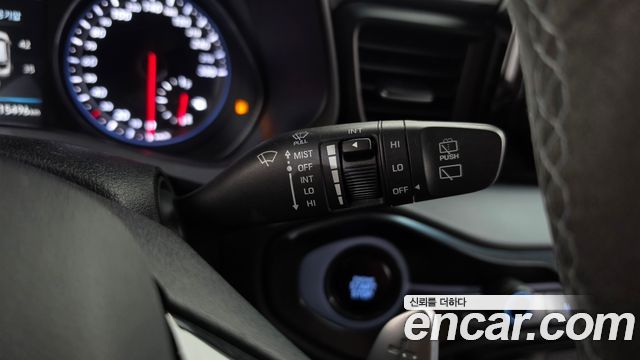 Hyundai Veloster 2021 — photo 29