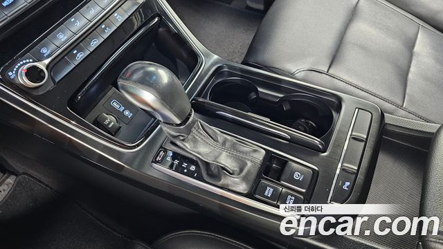 Hyundai Grandeur 2017 — photo 9