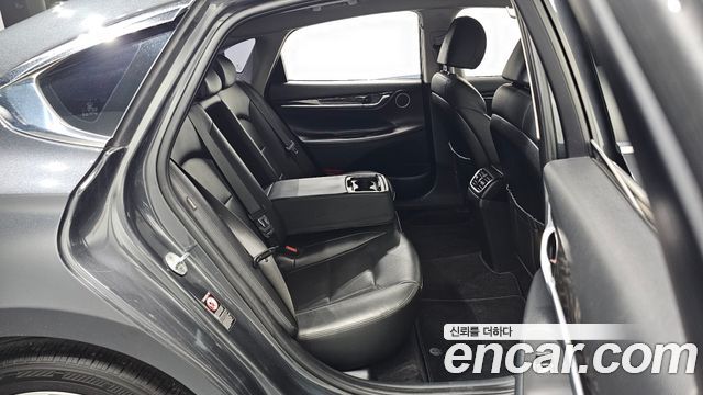 Hyundai Grandeur 2017 — photo 18