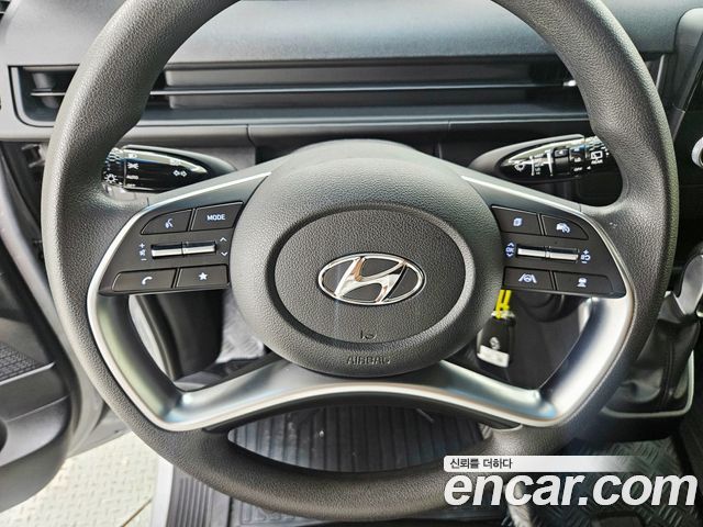 Hyundai Staria 2023 — photo 10