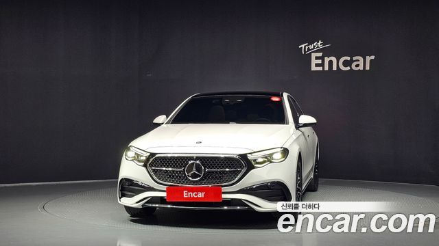 Mercedes-Benz E-Class 2026 — photo 3