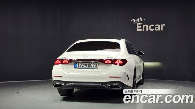 Mercedes-Benz E-Class 2026 — photo 4