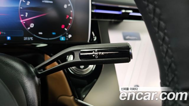 Mercedes-Benz E-Class 2026 — photo 12