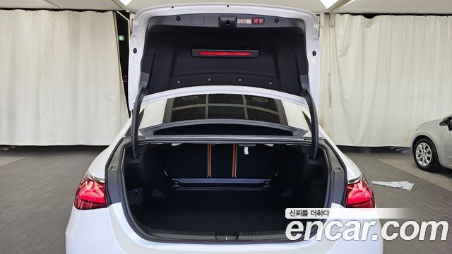 Mercedes-Benz E-Class 2026 — photo 26