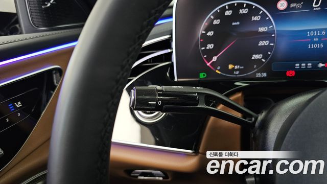 Mercedes-Benz E-Class 2026 — photo 30