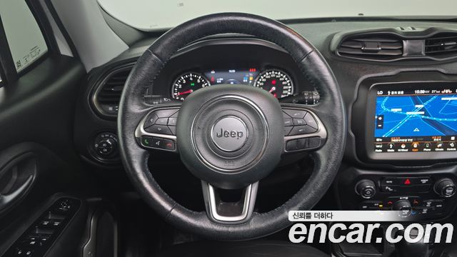 Jeep Renegade 2019 — photo 22