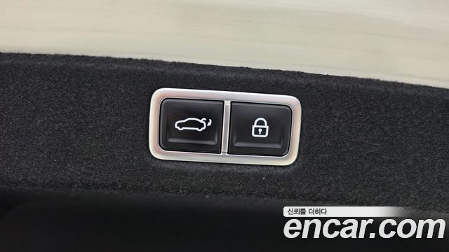 Hyundai Grandeur 2023 — photo 17