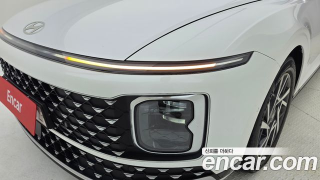 Hyundai Grandeur 2023 — photo 19