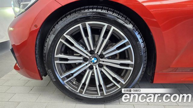 BMW 3-Series 2021 — photo 5